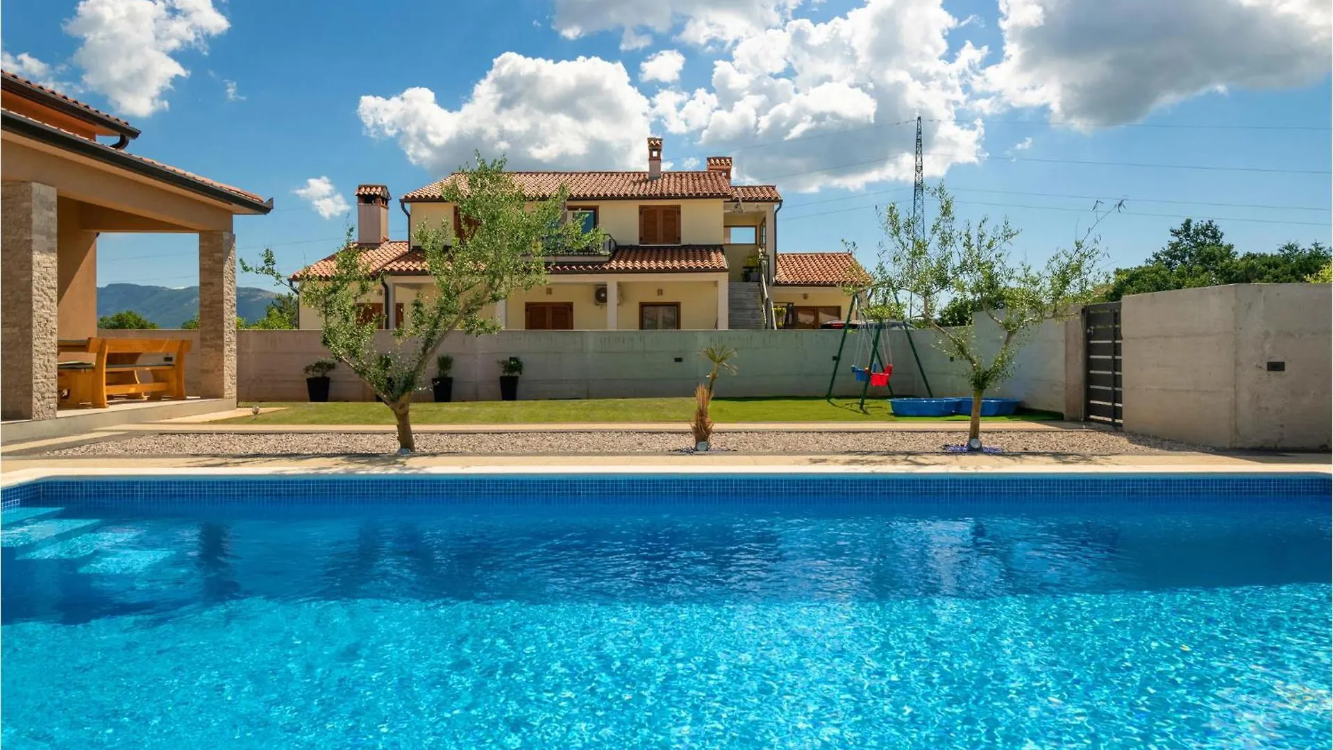 Holiday home Stunning Home In Nedescina With Kitchen
